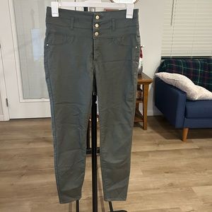 High waisted olive pants